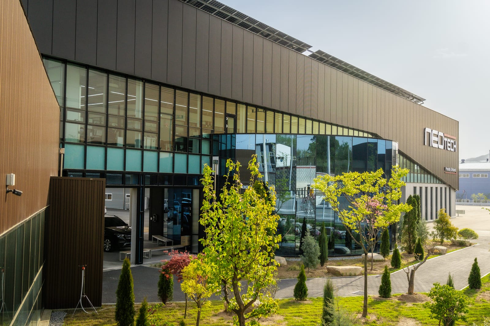 Neotech factory exterior in Gimcheon